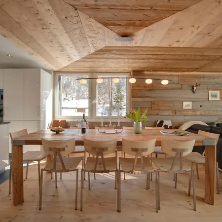 Cozy Chalet 公寓